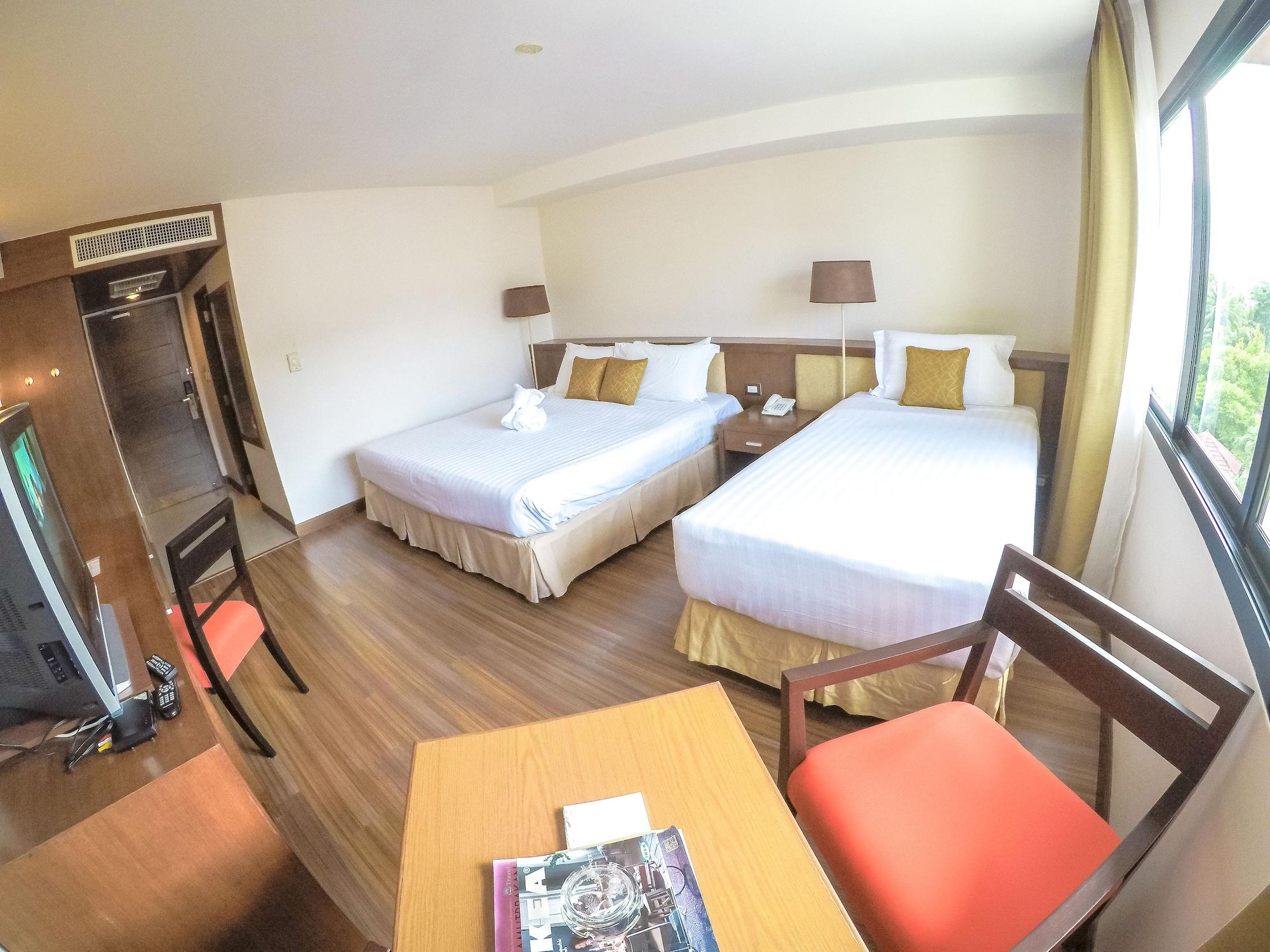 Hiran Residence Patong Luaran gambar