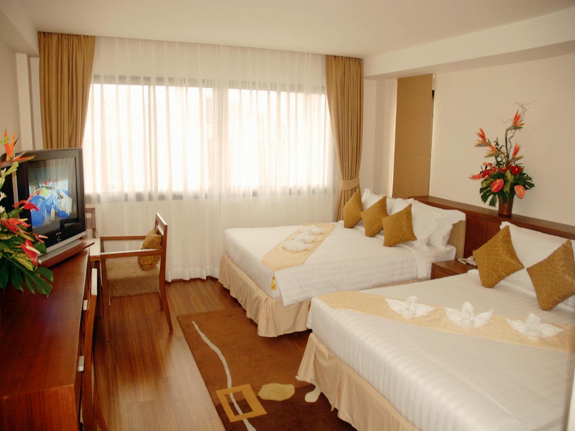 Hiran Residence Patong Luaran gambar