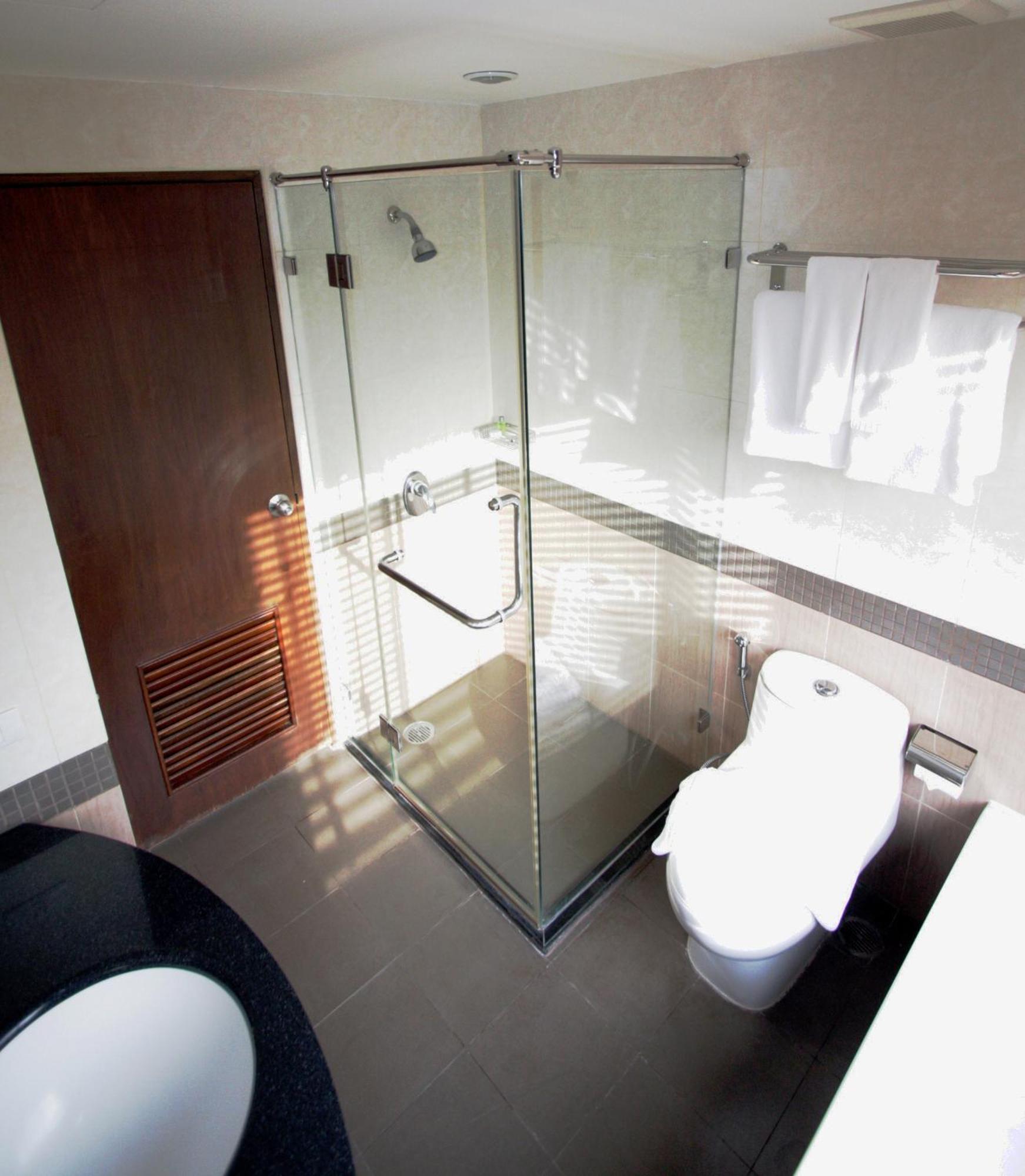 Hiran Residence Patong Luaran gambar