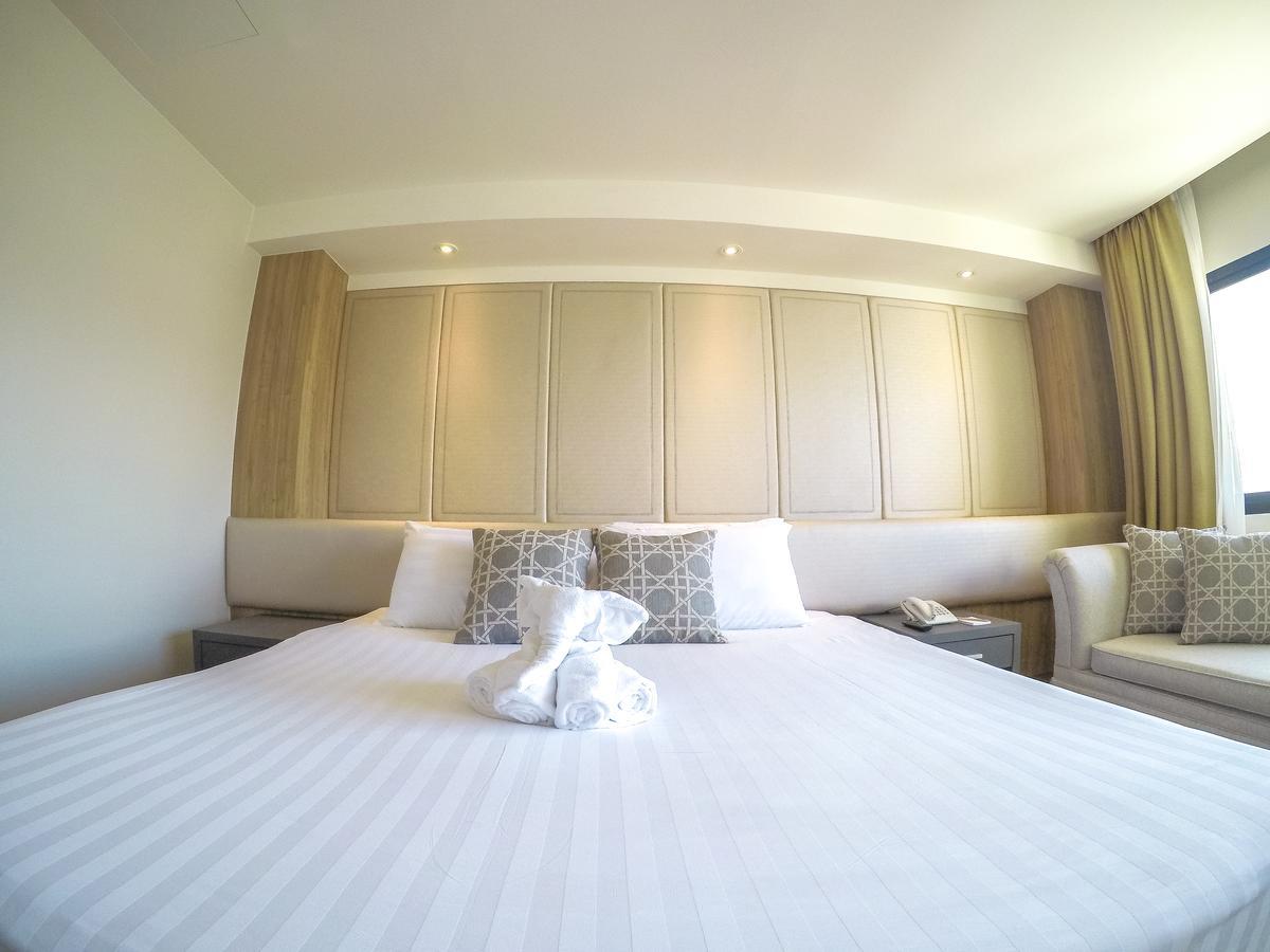 Hiran Residence Patong Luaran gambar