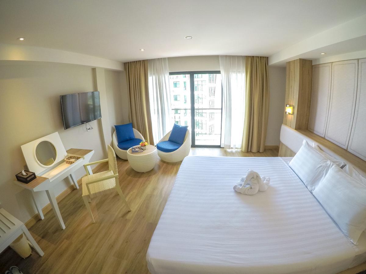 Hiran Residence Patong Luaran gambar